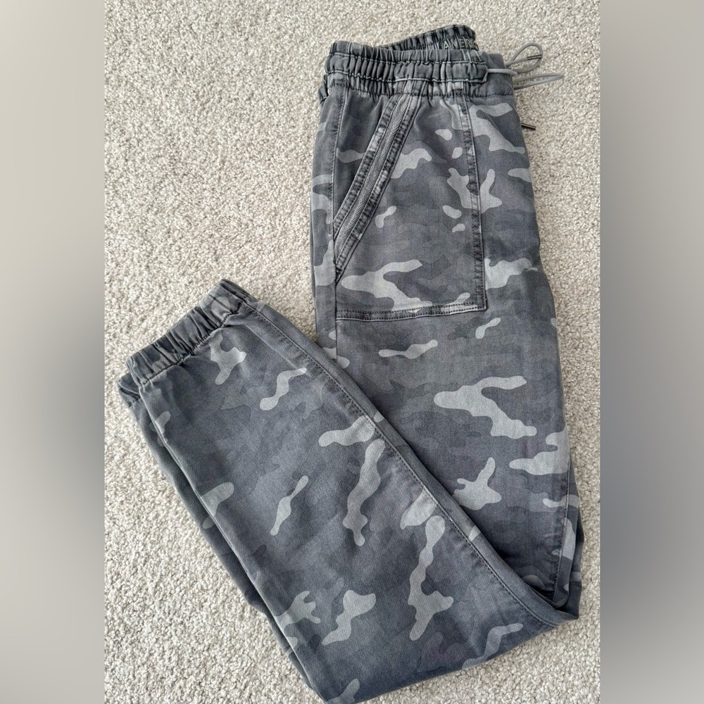 NWOT American Eagle Size 10 Charcoal Denim Joggers